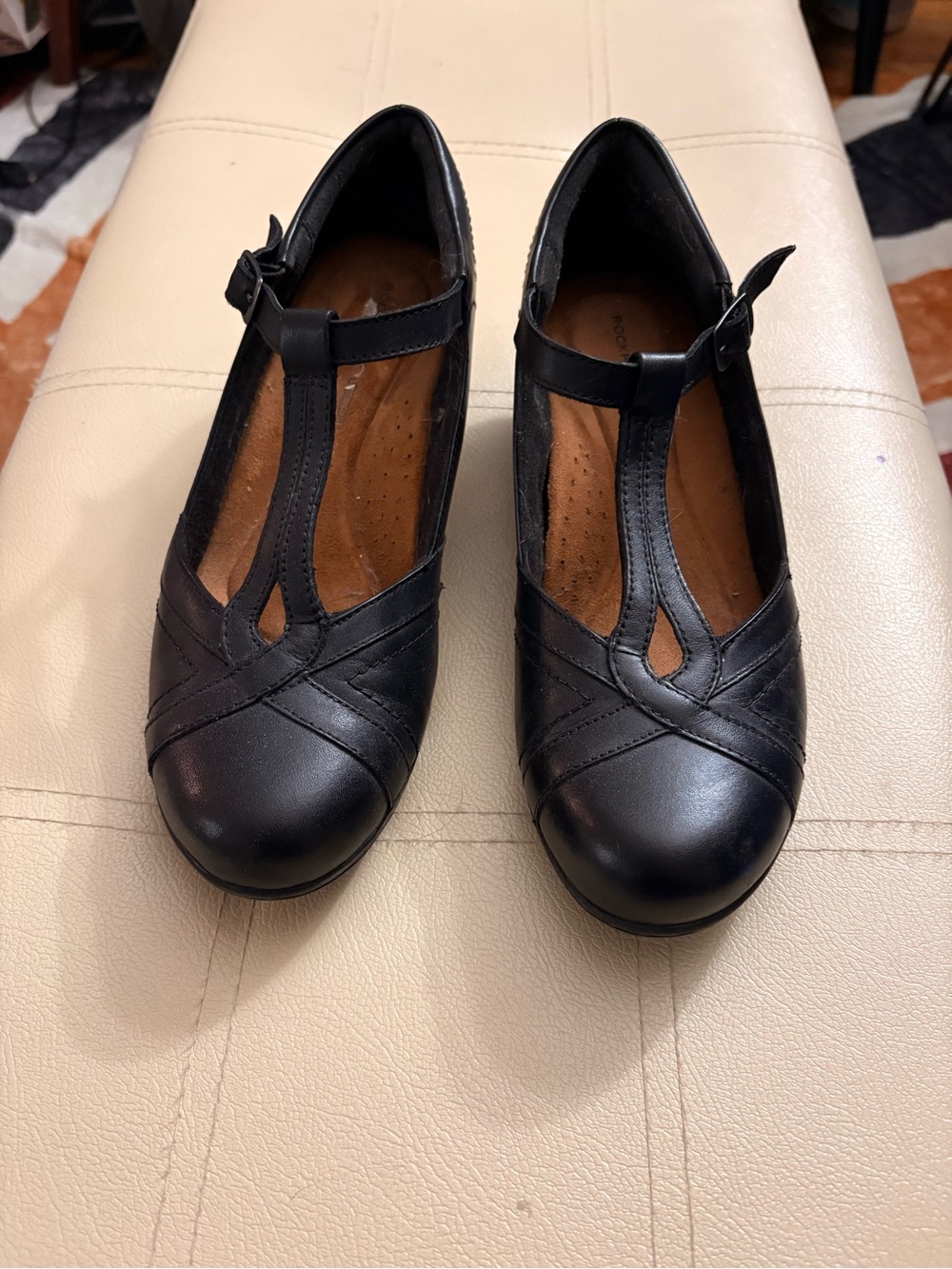 Rockport Black T-Strap Women's Shoes - Size 9